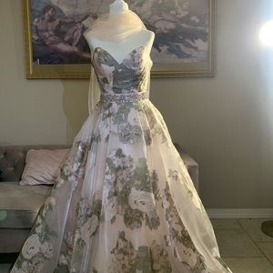 Gianni Bini Special Event Evening Gown